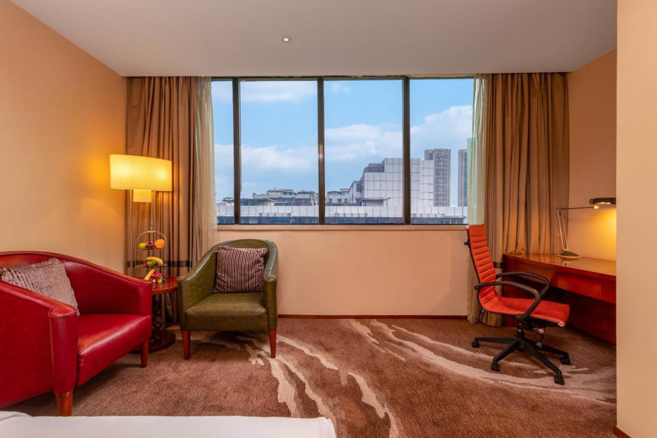 Crowne Plaza Foshan By Ihg - Canton Fair Free Shuttle Bus ภายนอก รูปภาพ