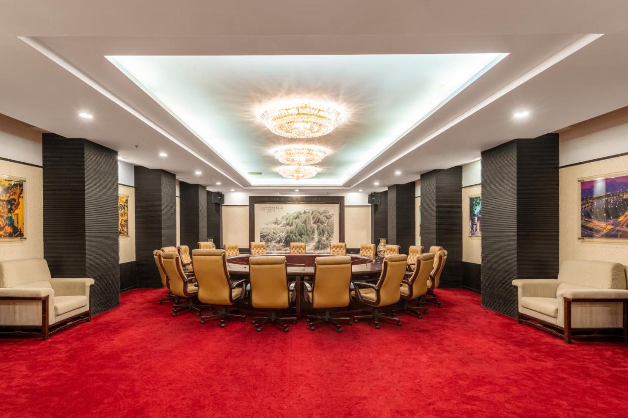 Crowne Plaza Foshan By Ihg - Canton Fair Free Shuttle Bus ภายนอก รูปภาพ