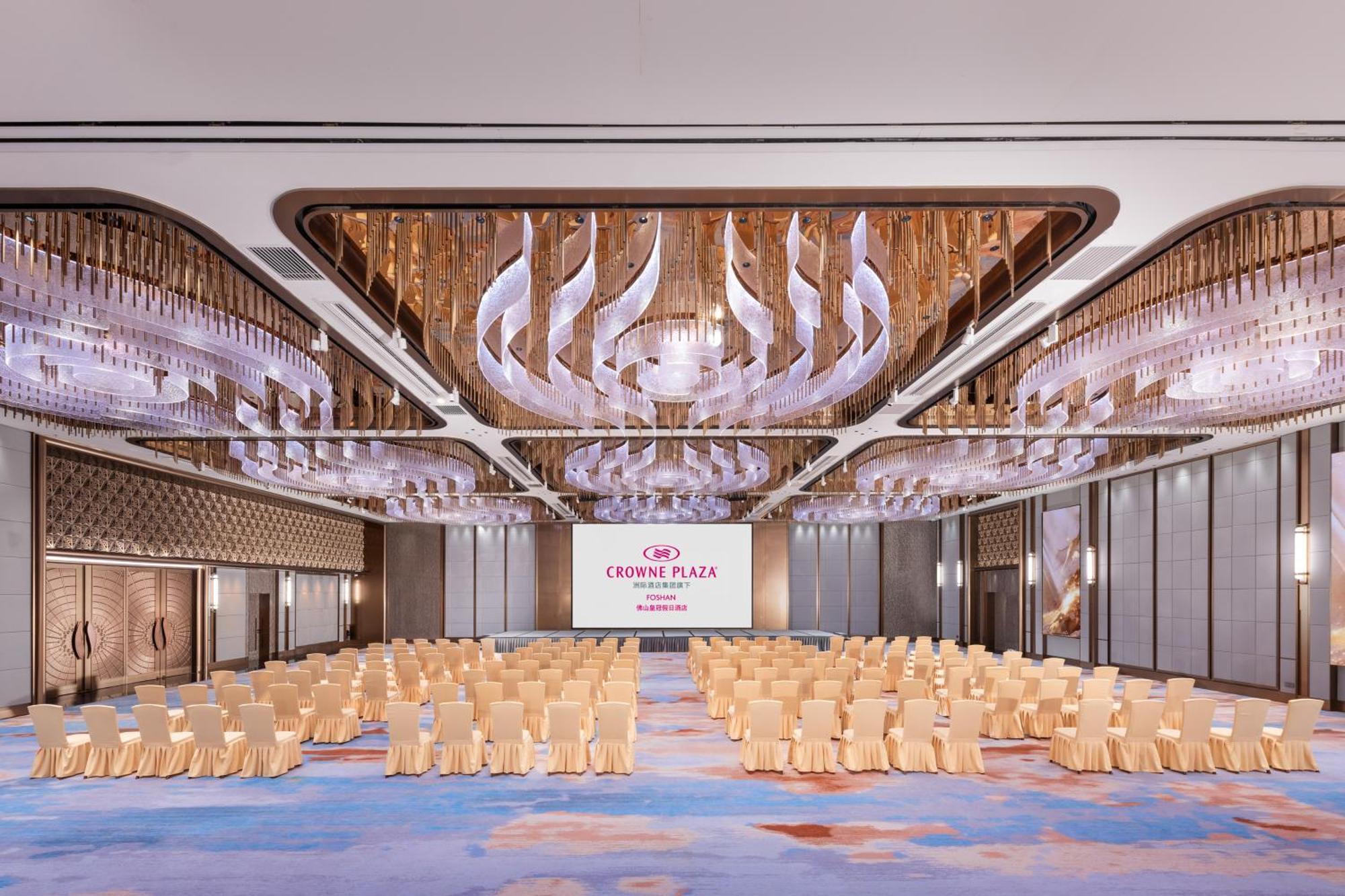 Crowne Plaza Foshan By Ihg - Canton Fair Free Shuttle Bus ภายนอก รูปภาพ